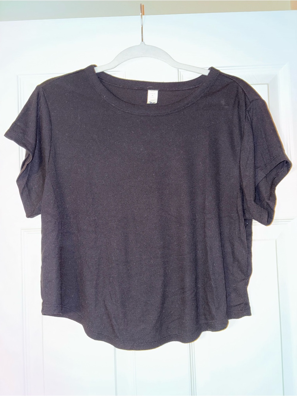 Old Navy Black Short Sleeve Crewneck Tee